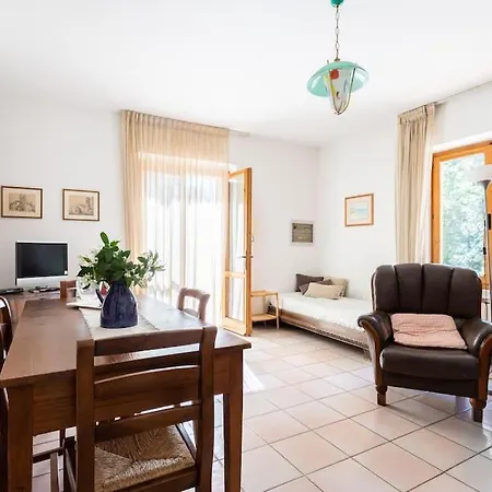 In Nature,10min From